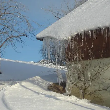 Farmház Familienbauernhof Christa *